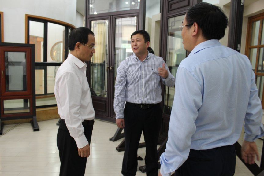 內(nèi)江市委副書記、市長(zhǎng)任曉春赴安徽新視野考察